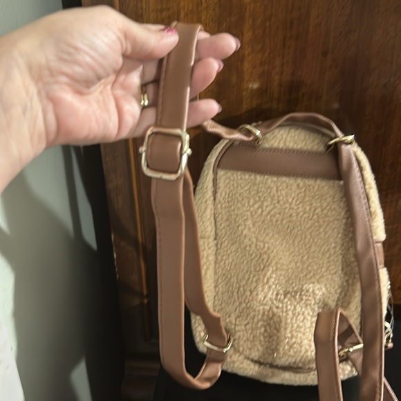 Mini back pack - Picture 10 of 11